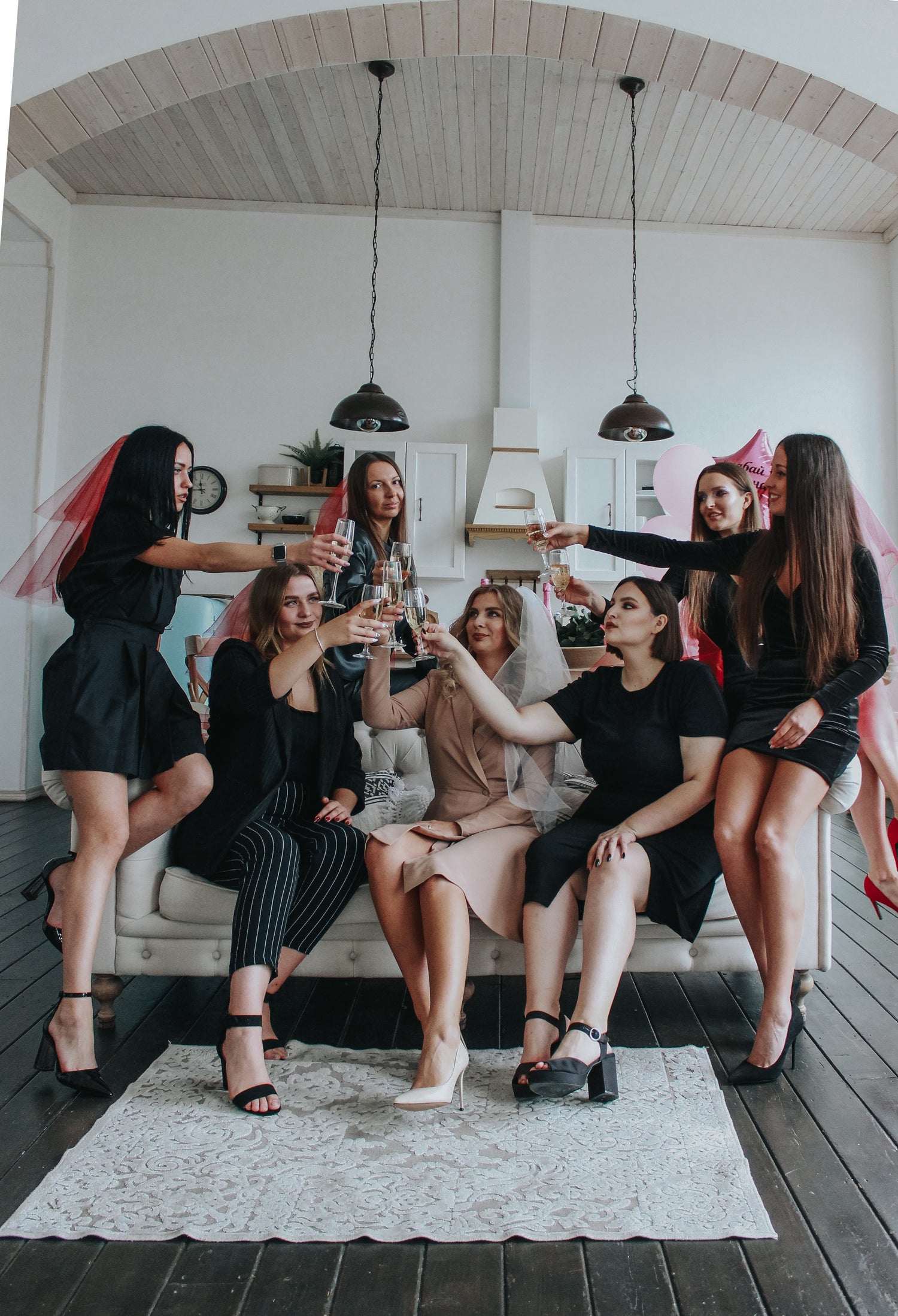 mobile-permanent-jewelry-charm-bar-parties Charlotte NC Nashville TN